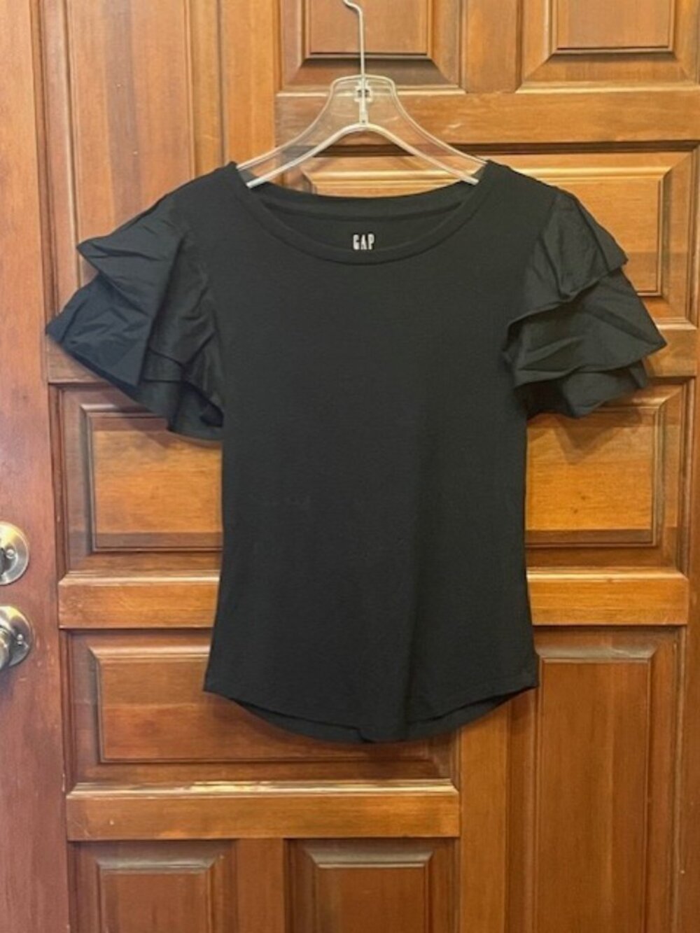 GAP Women's Short Sleeve Top